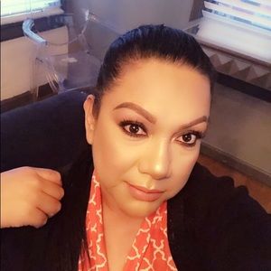 Meet your Posher, Fabiola